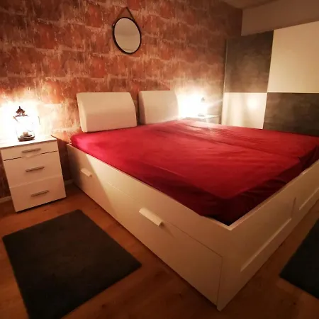 Komfort-apartment, Loggia, Zentral In