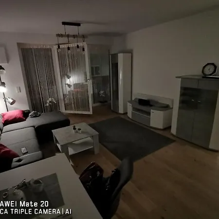 Apartment Industry, Exklusive Boutique-Ferienwohnung Mit Loggia, Zentral In Freilassing, 10 Minuten Von Salzburg *